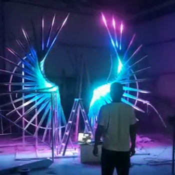 体感灯光变化 网红美陈展览展示灯光互动装置 体感羽翼灯光装置