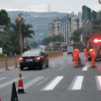 重庆北碚市政道路减速带安装公司