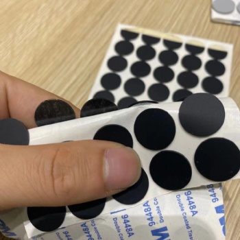 手机支架硅胶垫片生产厂家 东莞手机支架垫片