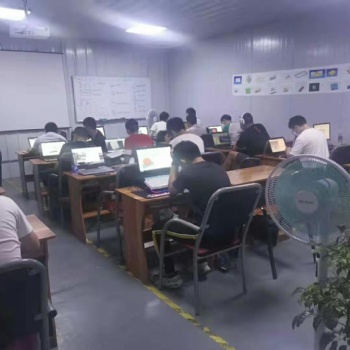 临沧市数控培训中心数控技术培训