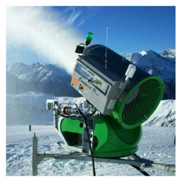 山东瀚雪造雪机 压雪车 苏法格抗高温造雪机 国产造雪机