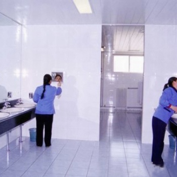 广州市天河区华景新城专业保洁服务公司、专业承包办公室卫生清洁