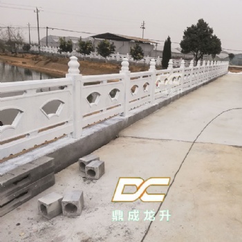 江西赣州仿木护栏生产厂家，水泥景观护栏厂家，景观小品生产安装