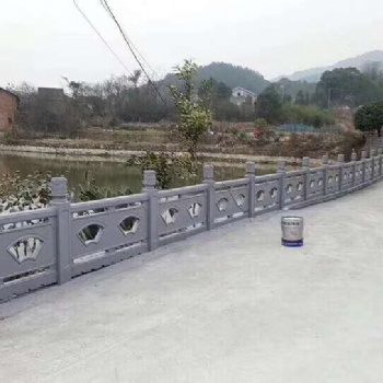 福建仿石雕花护栏仿木梯形栏杆咨询艺高景观防护栏杆毛坯批量报价
