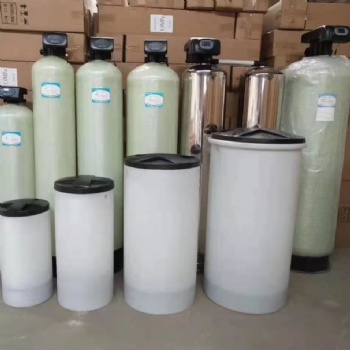 北京厂家生产10T/H全自动软化水设备、净水设备