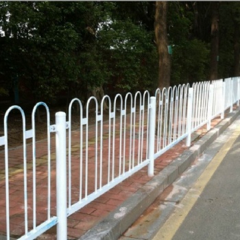 广州机场广告板喷塑市政道路交通护栏 甲型隔离栏 惠州京式路边栏杆