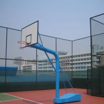 咸阳市足球围网 篮球场防护栏 操场隔离网订制