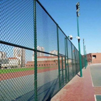 长治市球场围网 体育场护栏网 运动场隔离网不易变型