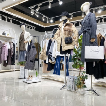 菲菲拉品21秋冬商场撤柜尾货 品牌折扣女装 直播间