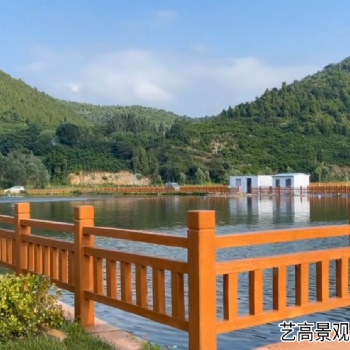 福建河道护栏材料价格 三明水泥仿木栏杆厂家 艺高景观建设美丽家园