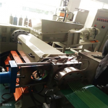 江苏辉弛橡塑工厂线设备挤出机造粒机喂料机+橡胶跑道挤出造粒机