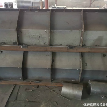 景观式阶梯护坡模具品质优良，阶梯砌块护坡模具款式多样