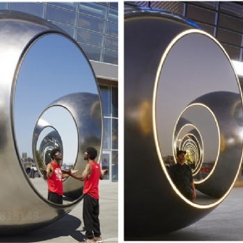 山东公共艺术装置 镜面灯光球雕塑 抛光钢制球雕塑定制