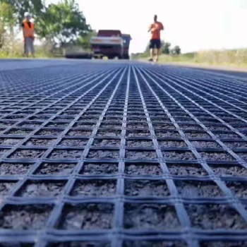 玻纤土工格栅沥青路面专用，耐高温，蠕变系数小。