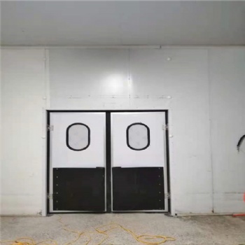 不锈钢防撞门 生产安装食品车间门 自由防撞门厂家