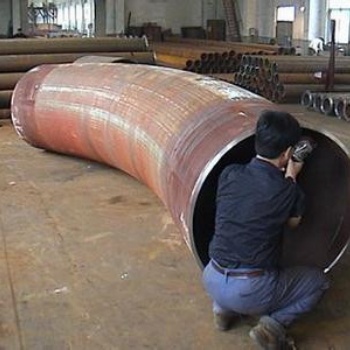 大口径无缝弯头-合金管件-定制弯管-沧州管件厂家