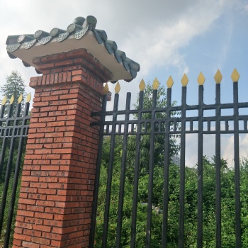 广东深圳,塑钢护栏,铸铁栏杆围墙,铁路边框护栏