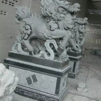 石雕麒麟，花岗岩麒麟，庭院景观寺庙祥瑞动物雕塑