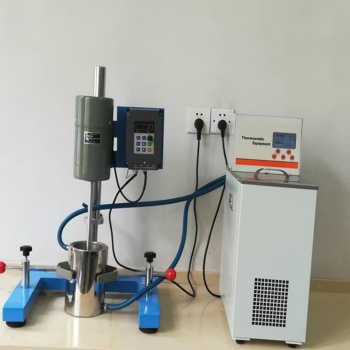 智能低温恒温槽精准控温低温冷却液循环泵反应浴恒温槽循环器水槽