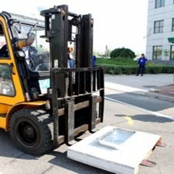 叉车证怎么考哪里学提供技工培训服务