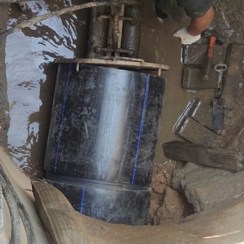 锡林郭勒盟二连浩特市专业雨污管道非开挖修复置换短管内衬置换修复专业潜水封堵水下焊接