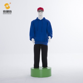 打击宣泄设备，解压发泄击打宣泄人，宣泄人击打设备