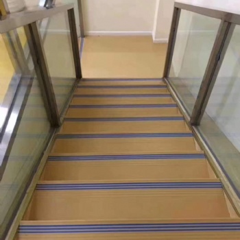 PVC楼梯踏步厂家楼梯踏步价格pvc楼梯踏步施工批发