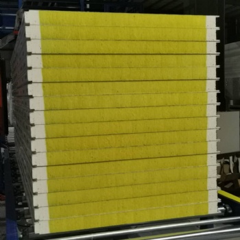 生产加工1000型聚氨酯封边岩棉夹芯板 墙面横装板厂家