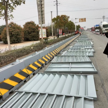 安徽香格里承接长江西路（六安段）百叶围挡安装项目
