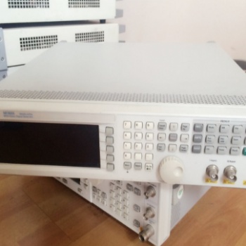 出售安捷伦Agilent N5182A信号发生器