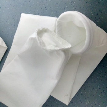 易清灰涤纶针刺毡除尘滤袋材质选择