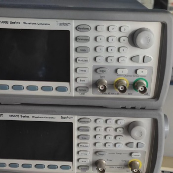 **出售Keysight 33500B信号发生器