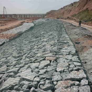 水利格宾石笼网河道治理 雷诺护垫护脚护岸 镀锌覆塑固滨笼