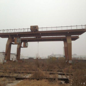 各种型号，龙门行车，龙门吊，塔吊回收包拆除