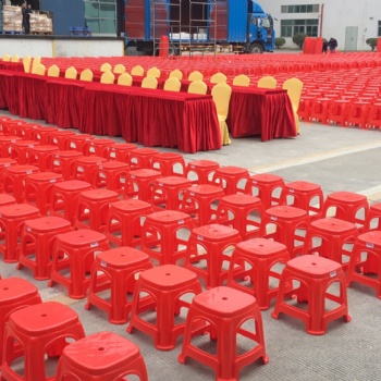 深圳塑料椅租赁，会议培训椅子出租，户外活动塑料椅出租，上门摆放