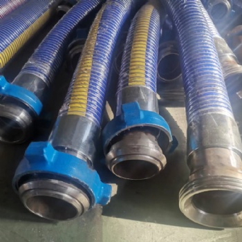 码头卸油复合软管 油漆涂料输送复合软管 槽罐车用软管