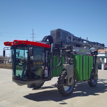 华玺3WPZ-2000GF自走式喷杆喷雾机玉米打药机厂家大型玉米喷雾机